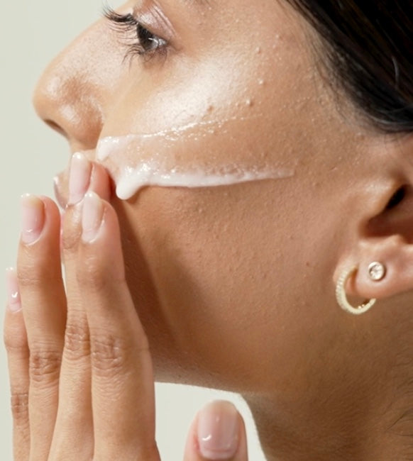 Super Clear Purifying Crème Gel.