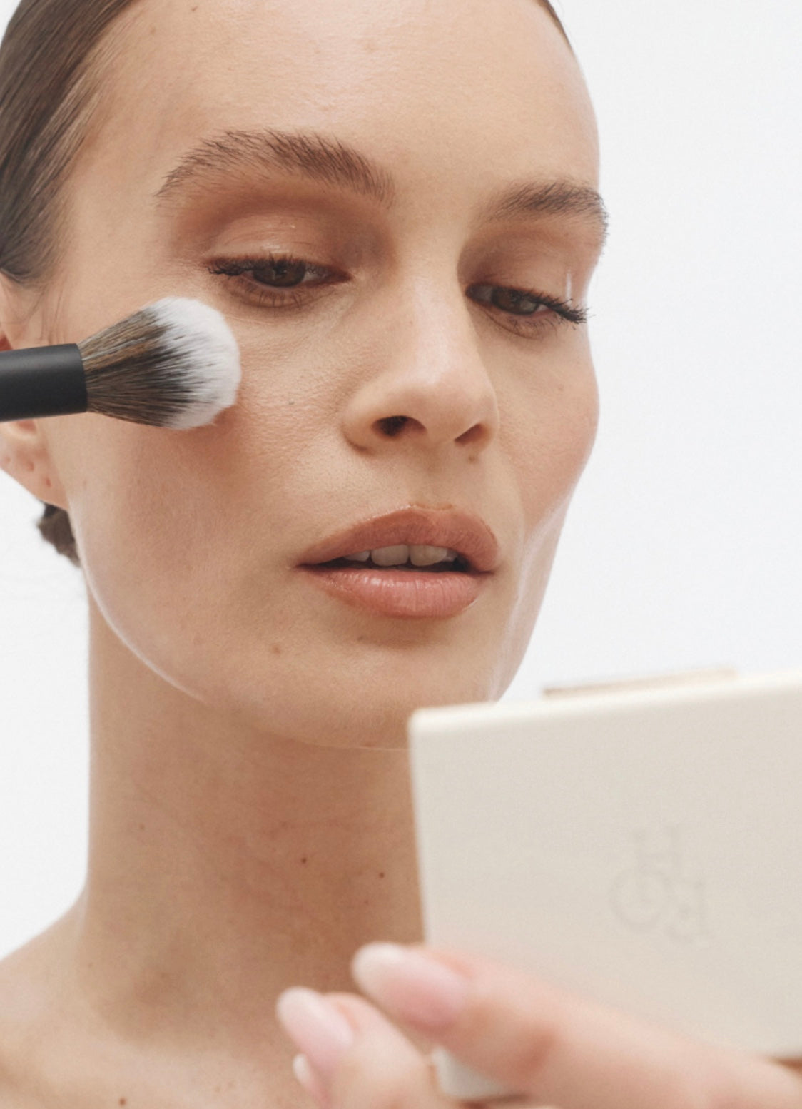 Complexion Duo Universal